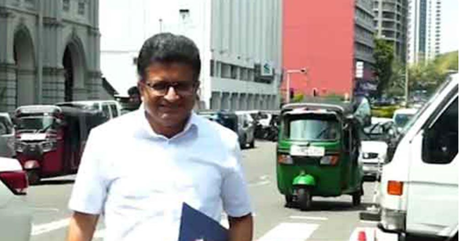 உதய கம்மன்பில பொலிஸ் பயங்கரவாத விசாரணைப் பிரிவில் முன்னிலை!