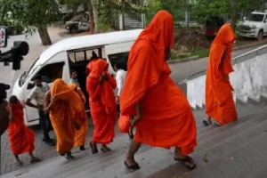 போதைப்பொருட்களை கடத்தி வந்த பிக்குகளுக்கு மீண்டும் விளக்கமறியல்!