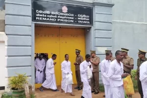 புனித வெசாக் பூரணை தினத்தை முன்னிட்டு 61 சிறைக்கைதிகளுக்கு பொதுமன்னிப்பு!