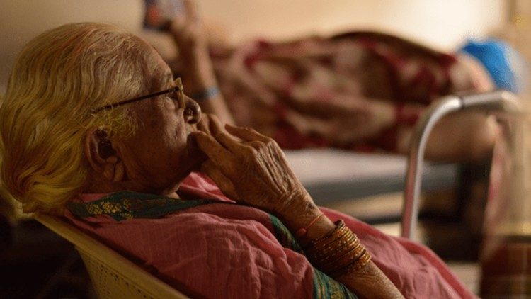 உரிய தரநிலைகளுக்கு அமைய பராமரிக்கப்படாத முதியோர் இல்லங்கள், பராமரிப்பு நிலையங்களுக்கு எதிராக சட்ட நடவடிக்கை!