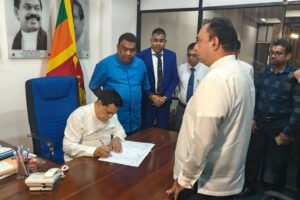 அகில சாலிய எல்லாவல ஶ்ரீலங்கா சுதந்திரக் கட்சியில் உத்தியோகபூர்வமாக இணைவு!