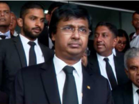 நீதிபதிகளின் ஓய்வுபெறும் வயதை உயர்த்துவதற்கு சட்டத் துறையைச் சேர்ந்த அனைவரும் எதிர்ப்பு!!