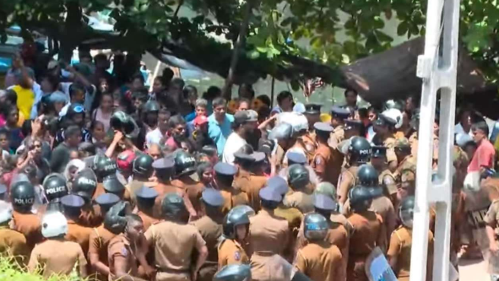 நீர்கொழும்பு சிறைச்சாலை மோதல் விவகாரம் தீவிரம்- 25 பேர் உயிரிழப்பு!