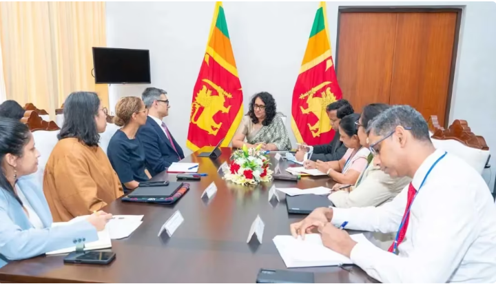 IMF பிரதிநிதிகள் குழு மற்றும் பிரதமர் ஹரினிக்கும் இடையில் பேச்சுவார்த்தை!
