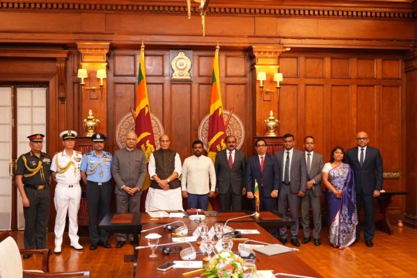 ஜனாதிபதி அநுர மற்றும் இந்திய பாதுகாப்பு அமைச்சரிடையே சந்திப்பு-மூன்று ஒப்பந்தங்கள் கைச்சாத்து!